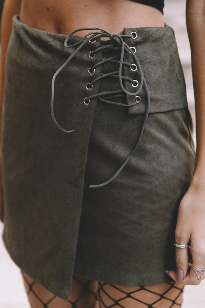 Boulevard Skirt Khaki